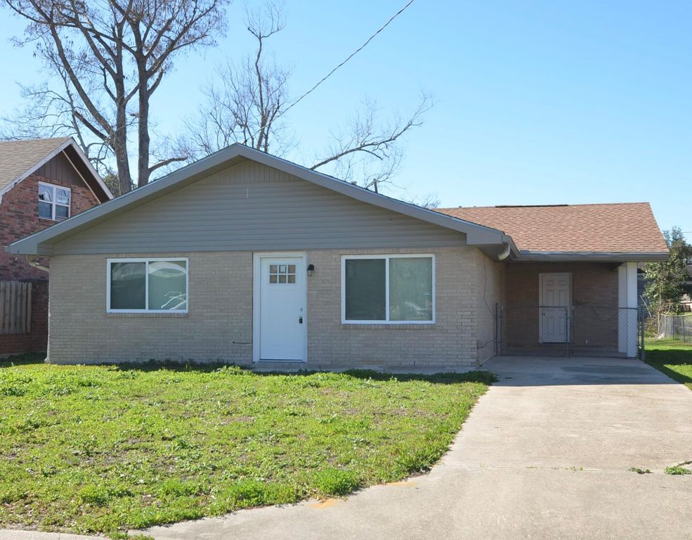 241 Bergeron St, Houma, LA 70364