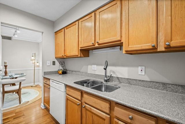 3613 Essex Avenue 60, Atlanta, GA 30339
