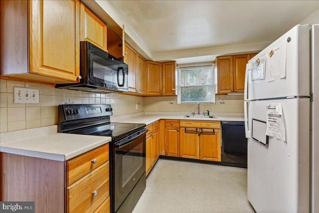 6617 N 3RD ST, Philadelphia, PA 19126