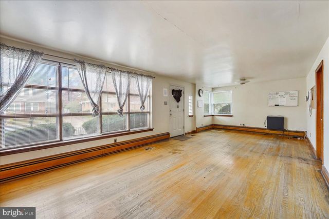 6617 N 3RD ST, Philadelphia, PA 19126