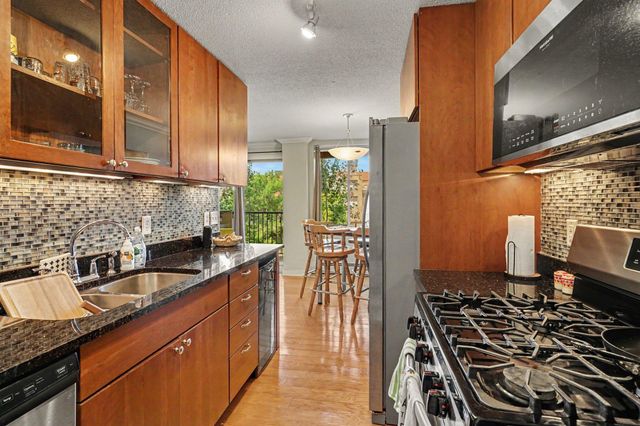 2800 W 44th Street 209, Minneapolis, MN 55410