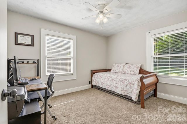906 Oregon Avenue, Kannapolis, NC 28083