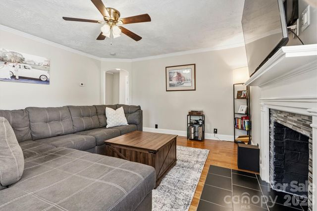 906 Oregon Avenue, Kannapolis, NC 28083