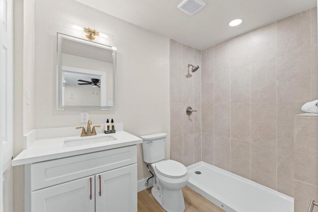 2197 County Road 540, Alvin, TX 77511