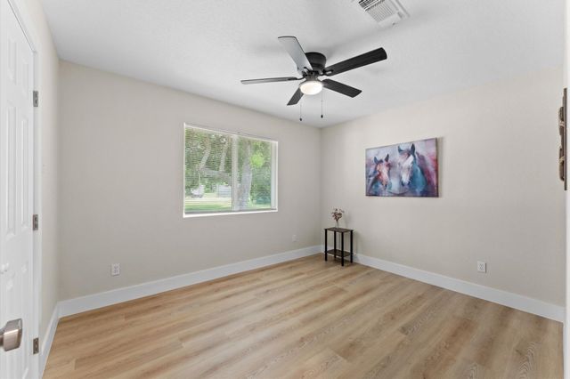 2197 County Road 540, Alvin, TX 77511