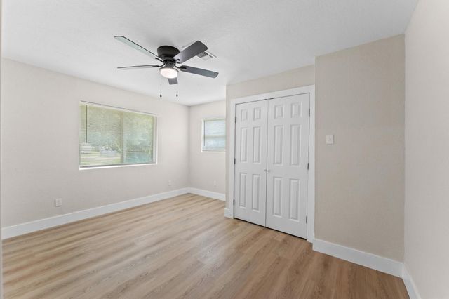 2197 County Road 540, Alvin, TX 77511