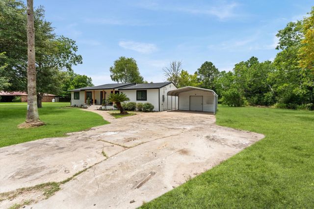2197 County Road 540, Alvin, TX 77511