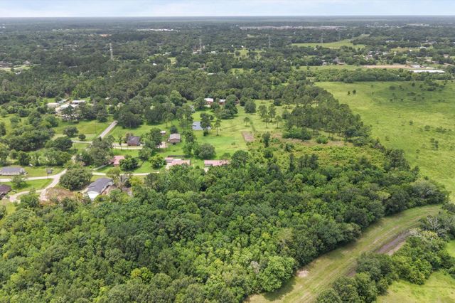 2197 County Road 540, Alvin, TX 77511