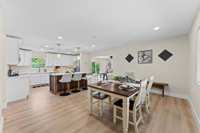 2197 County Road 540, Alvin, TX 77511