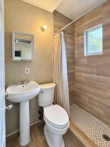 2205 NE 4th Court, Boynton Beach, FL 33435