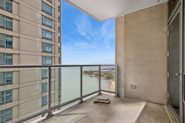 600 N Lake Shore Drive 1910, Chicago, IL 60611