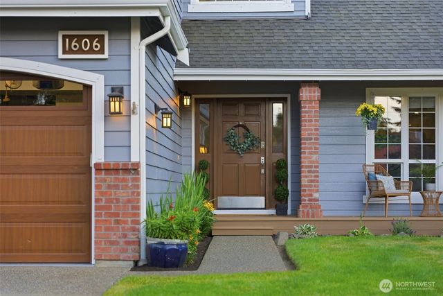 1606 38th Street NW, Gig Harbor, WA 98335