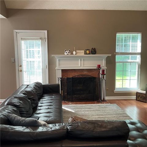 325 Buffington Drive, Union City, GA 30291