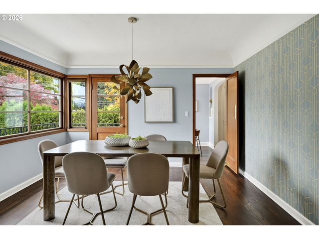 8035 Sw 8TH Ave, Portland, OR 97219