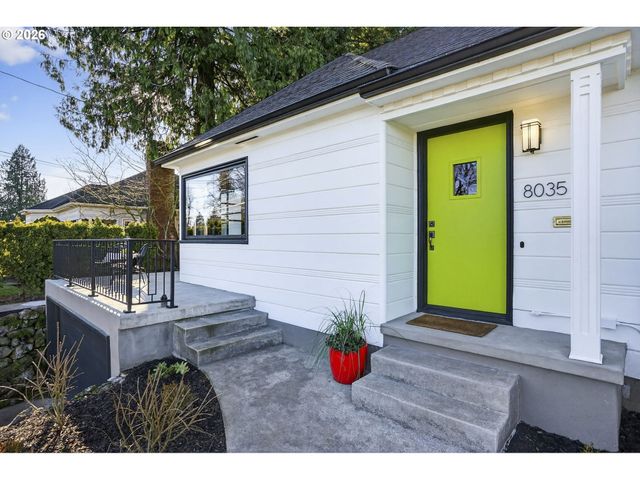 8035 Sw 8TH Ave, Portland, OR 97219