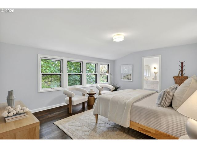 8035 Sw 8TH Ave, Portland, OR 97219