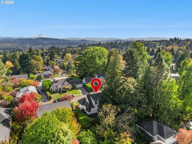 8035 Sw 8TH Ave, Portland, OR 97219