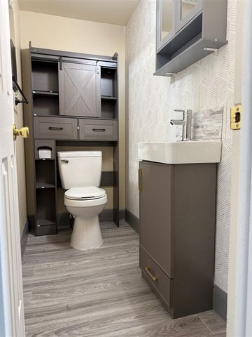 44497 Savery Drive, Canton, MI 48187