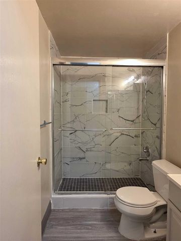 44497 Savery Drive, Canton, MI 48187