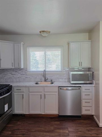 44497 Savery Drive, Canton, MI 48187