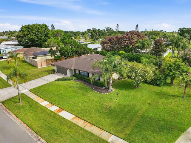 2970 SE San Jeronimo Road, Port St. Lucie, FL 34952