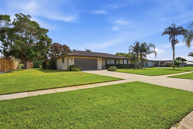 2970 SE San Jeronimo Road, Port St. Lucie, FL 34952