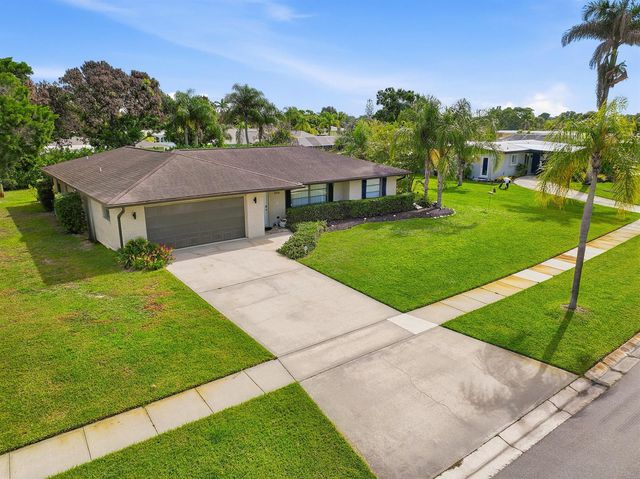 2970 SE San Jeronimo Road, Port St. Lucie, FL 34952