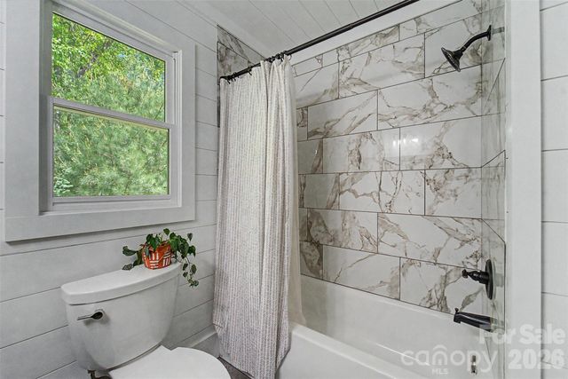 110 Wyoming Drive, Sylva, NC 28779