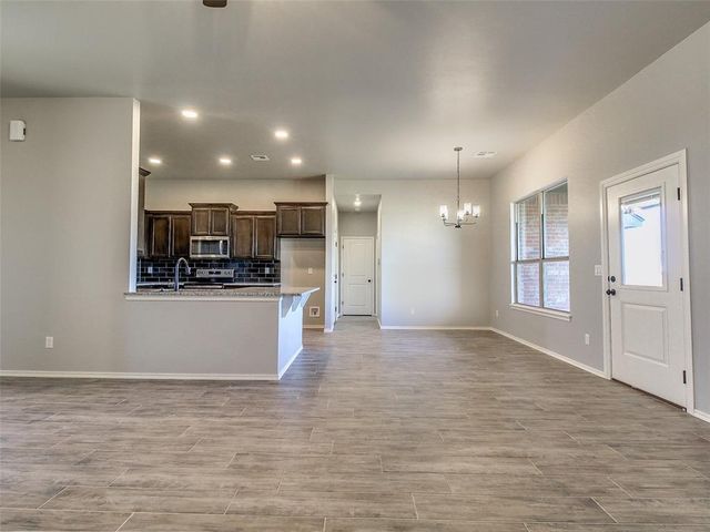 2543 Gallant Fox Terrace, Guthrie, OK 73044