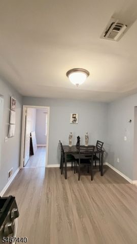 513 Cherry St, Elizabeth City, NJ 07208