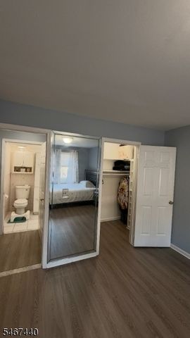 513 Cherry St, Elizabeth City, NJ 07208