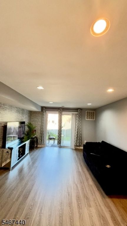 513 Cherry St, Elizabeth City, NJ 07208 — exterior