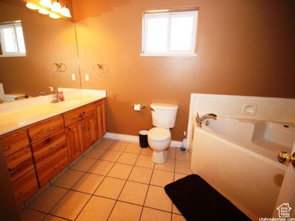 Image 18 of property listing at 155 S LAST CHANCE DR, Laketown, UT 84038