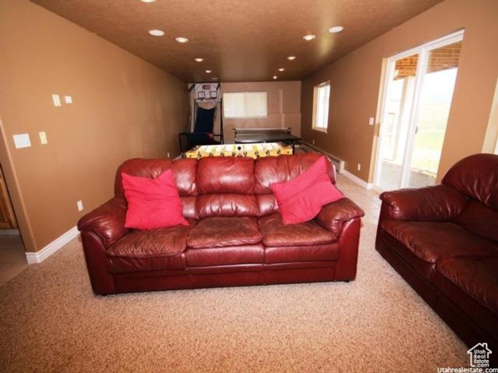 Image 31 of property listing at 155 S LAST CHANCE DR, Laketown, UT 84038