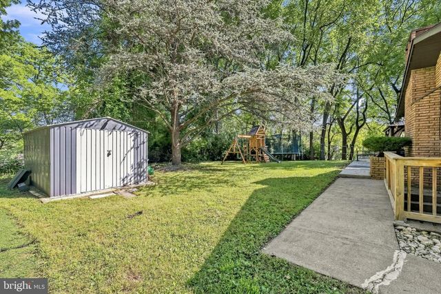 2421 W GREENLEAF ST, Allentown, PA 18104