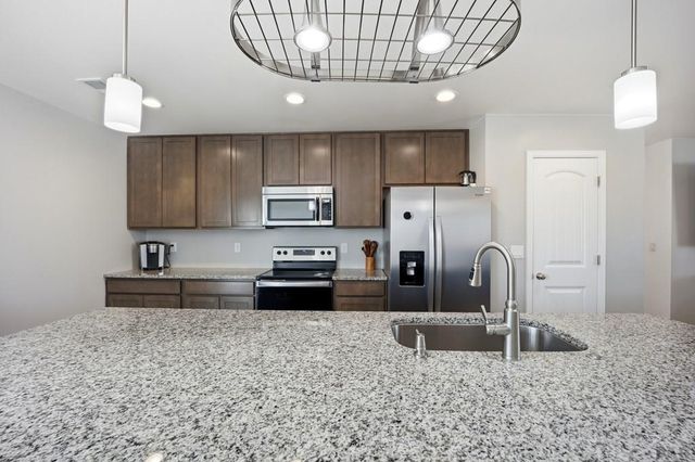935 E Kirkwood Dr, Pueblo West, CO 81007