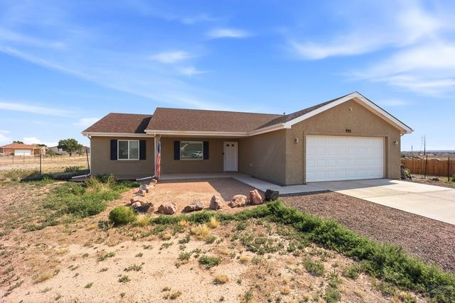 935 E Kirkwood Dr, Pueblo West, CO 81007