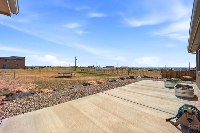 935 E Kirkwood Dr, Pueblo West, CO 81007