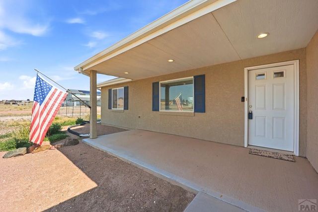 935 E Kirkwood Dr, Pueblo West, CO 81007