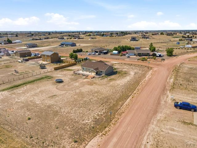 935 E Kirkwood Dr, Pueblo West, CO 81007
