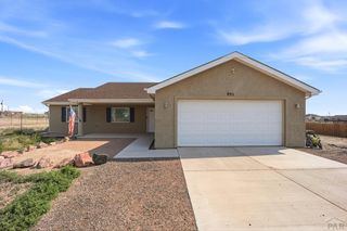 935 E Kirkwood Dr, Pueblo West, CO 81007