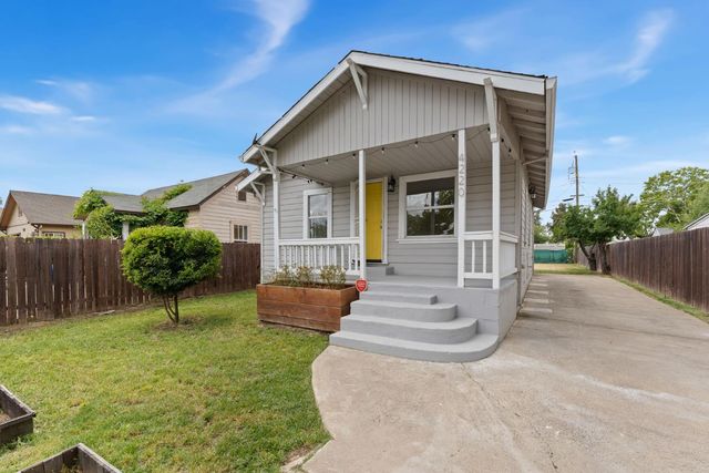 4220 33rd St, Sacramento, CA 95820