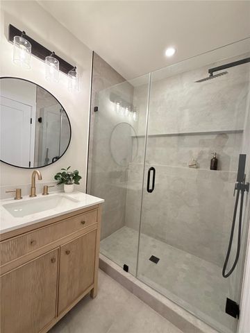 7358 Paso Robles ave, Los Angeles, CA 91406