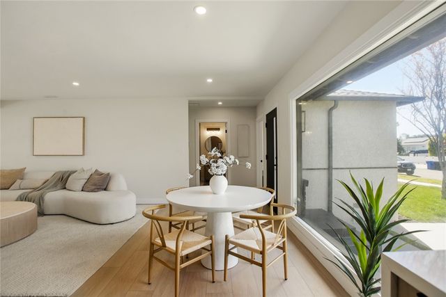 7358 Paso Robles ave, Los Angeles, CA 91406