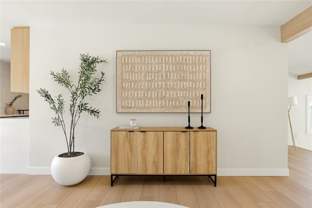 7358 Paso Robles ave, Los Angeles, CA 91406