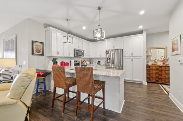 141 Saundersville Rd Apt 2307, Hendersonville, TN 37075