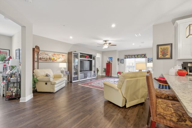 141 Saundersville Rd Apt 2307, Hendersonville, TN 37075