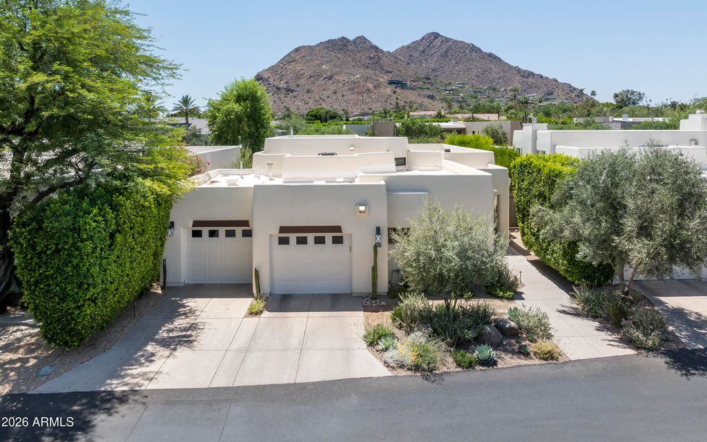 5101 N CASA BLANCA Drive 305, Paradise Valley, AZ 85253 — exterior