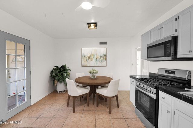 6709 N 51ST Drive, Glendale, AZ 85301