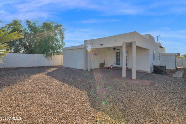 6709 N 51ST Drive, Glendale, AZ 85301